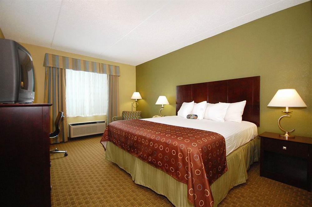 Best Western Airport Inn & Suites Cleveland Brook Park Phòng bức ảnh