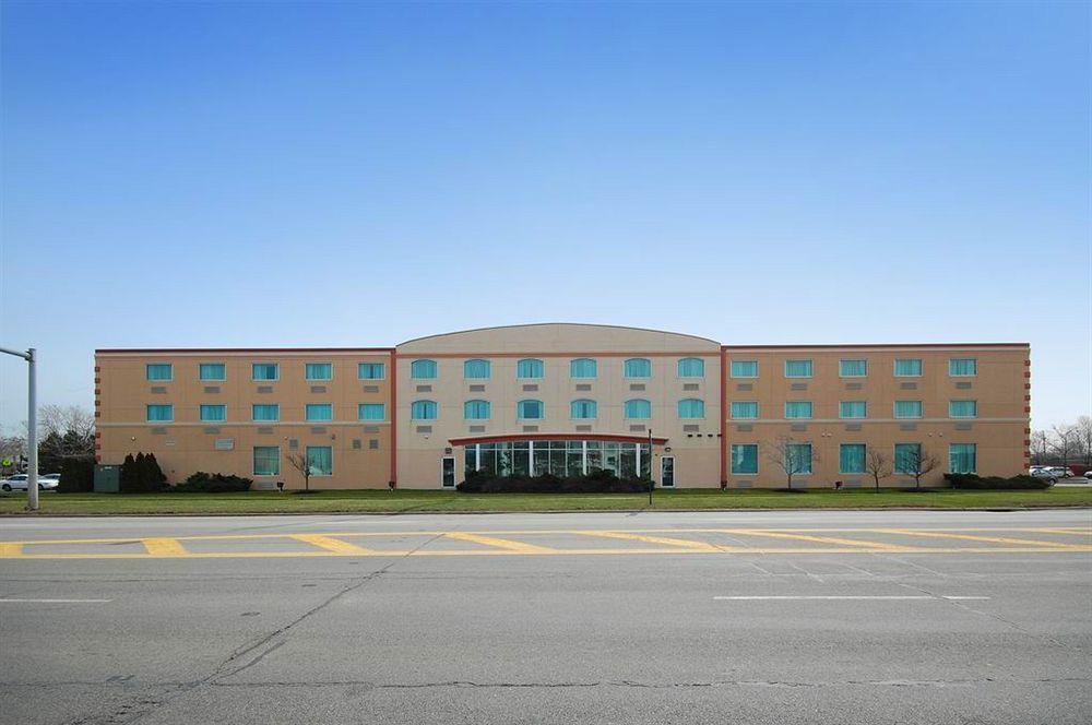 Best Western Airport Inn & Suites Cleveland Brook Park Ngoại thất bức ảnh
