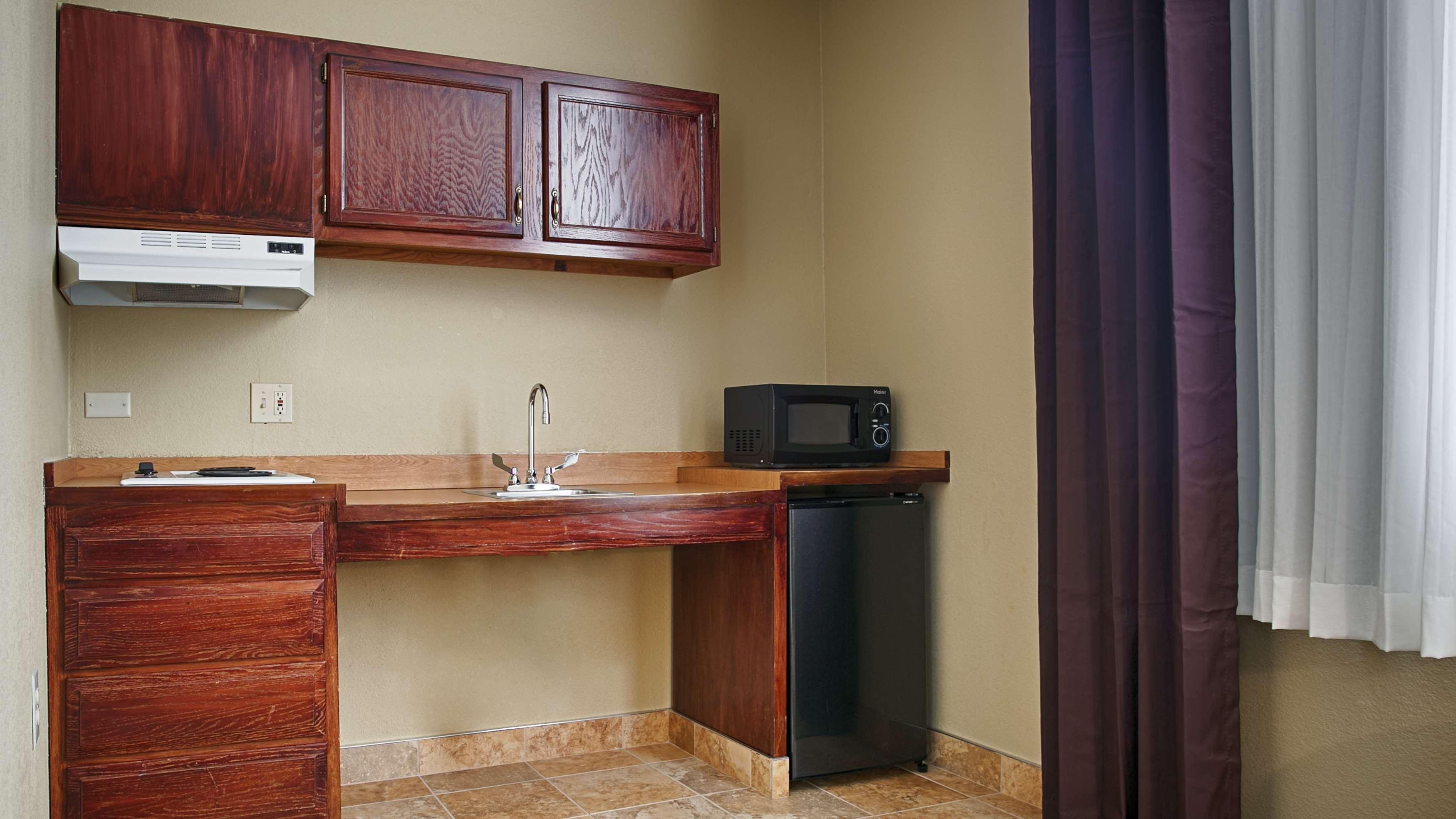 Best Western Airport Inn & Suites Cleveland Brook Park Ngoại thất bức ảnh