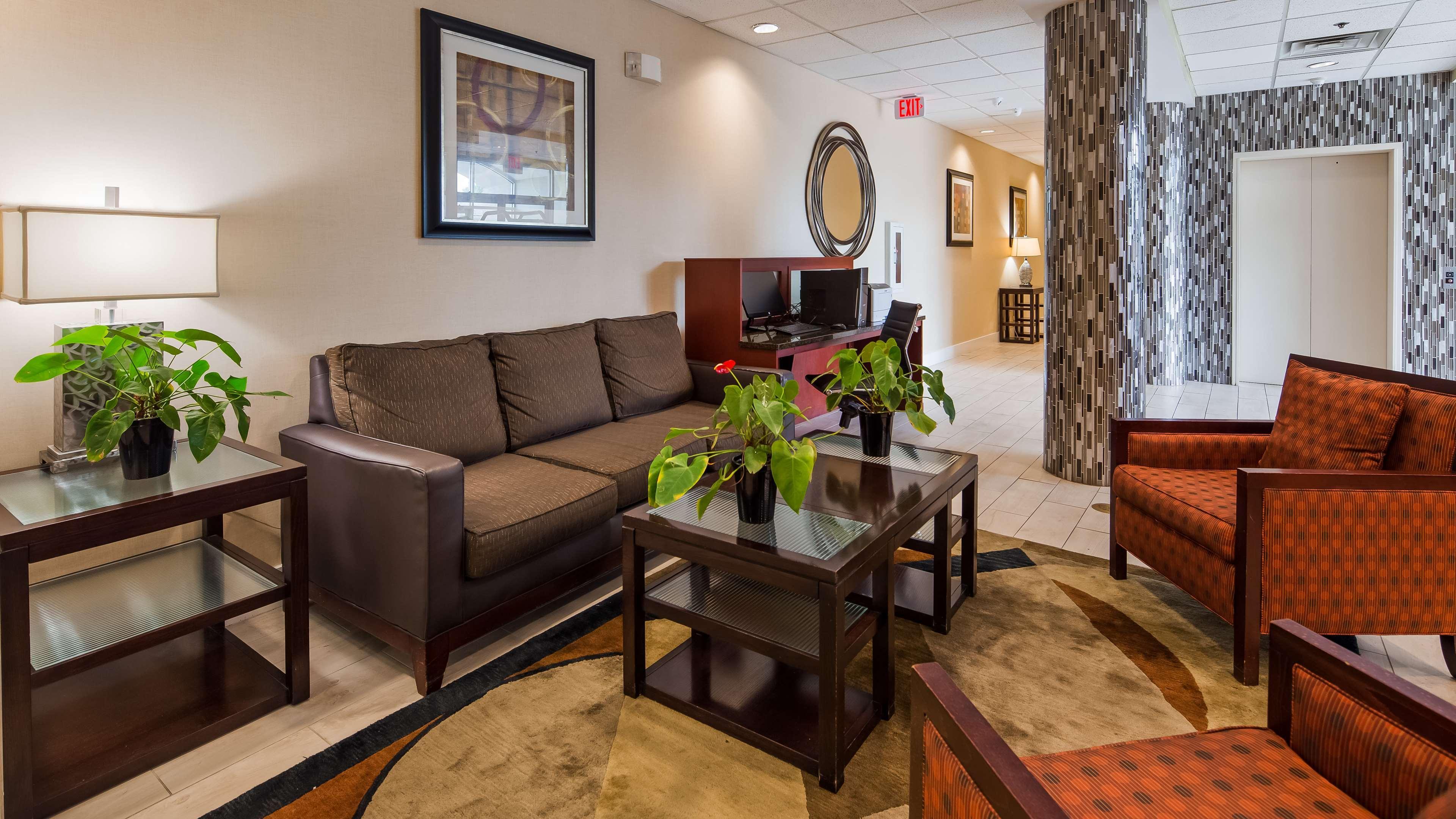 Best Western Airport Inn & Suites Cleveland Brook Park Ngoại thất bức ảnh