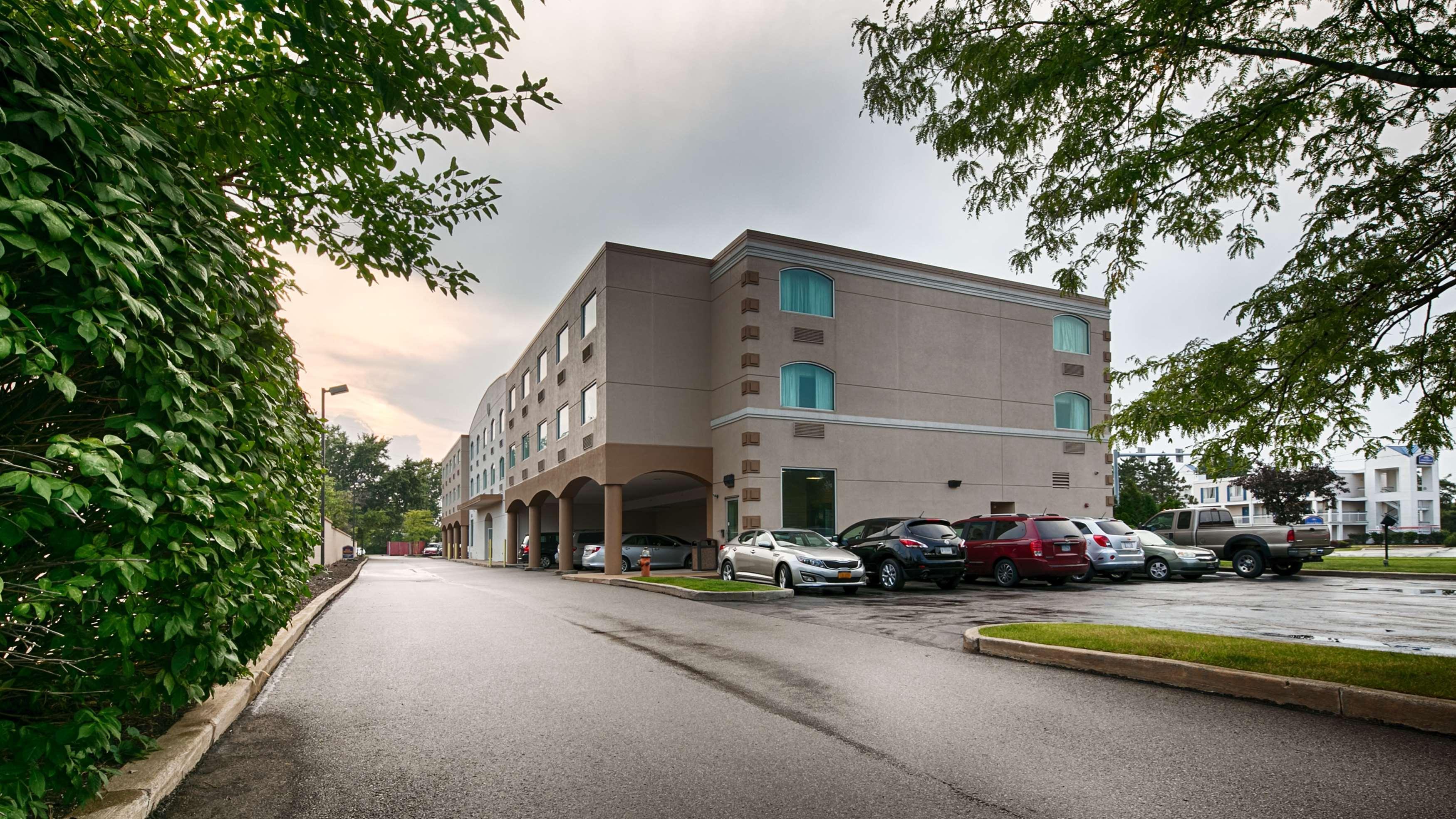 Best Western Airport Inn & Suites Cleveland Brook Park Ngoại thất bức ảnh