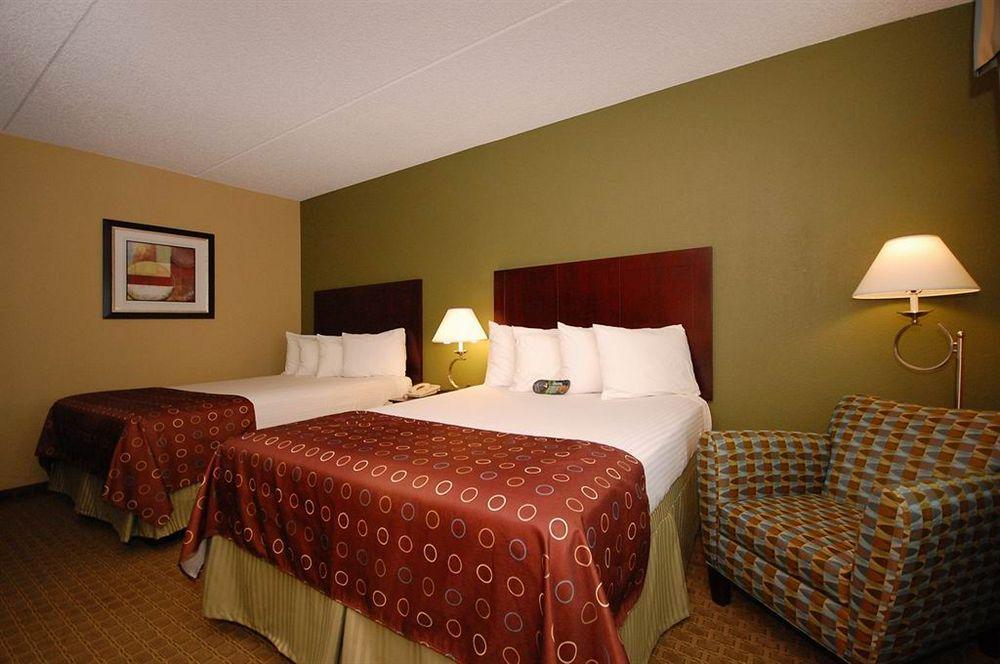 Best Western Airport Inn & Suites Cleveland Brook Park Phòng bức ảnh