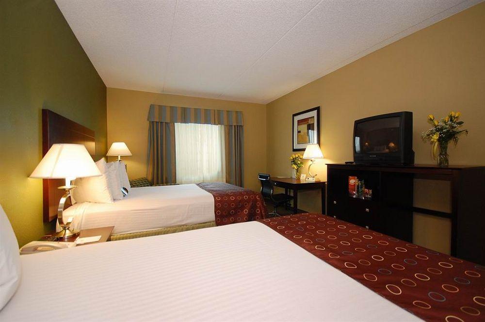 Best Western Airport Inn & Suites Cleveland Brook Park Ngoại thất bức ảnh