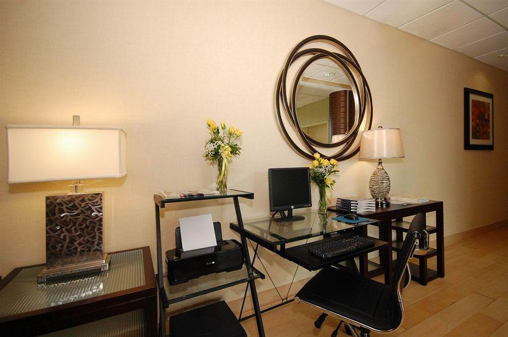 Best Western Airport Inn & Suites Cleveland Brook Park Ngoại thất bức ảnh